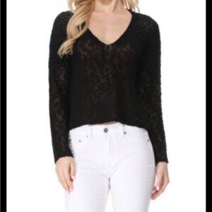 Yemak Women's Long Sleeve V-Neck Cropped Pullover Knit Sweater